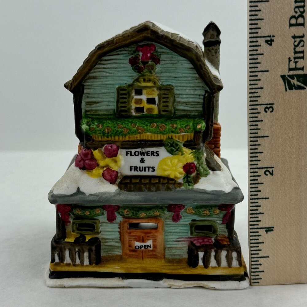 Vintage Lighted Store Flowers Fruits Christmas Village 4.5" Ceramic Wreath Small - Picture 9 of 15